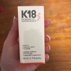 K18 Biomimetic Hairscience Leave-In Molecular Repair Hair Mask - White